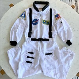 Kids Size 6-8 Astronaut Jumpsuit Costume
